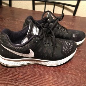 Women’s Nike shoes